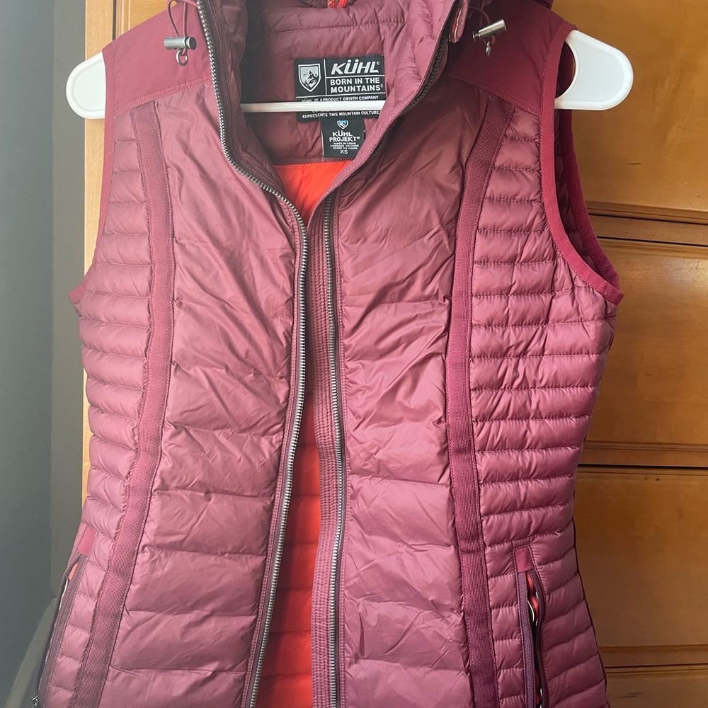 Kühl Burgundy Puffer Vest